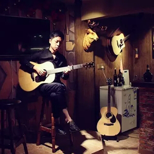 操大奶美女国产
