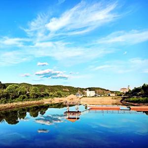 操大奶美女国产
